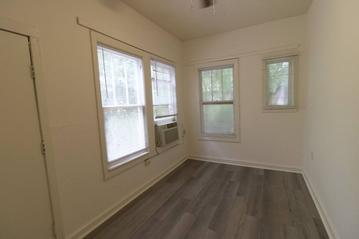 1012 NW 3rd Ave, Gainesville, FL 32601 - House for Rent - Image 8