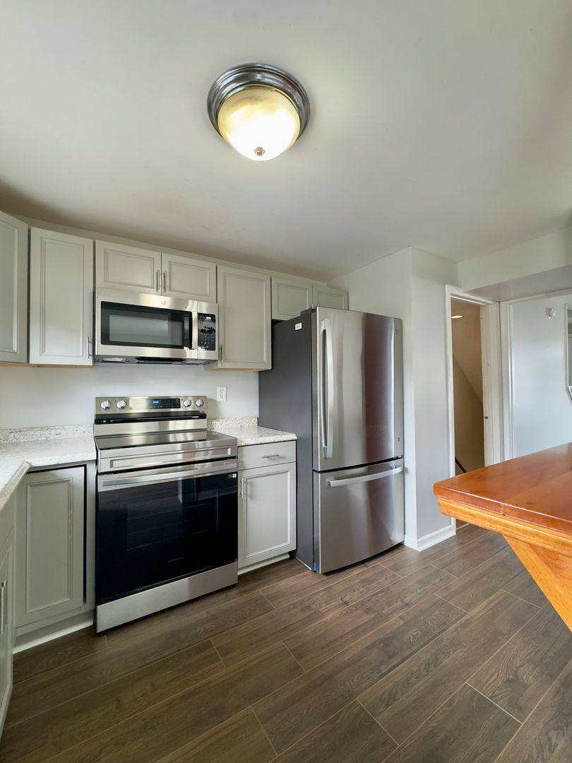 5371 King Arthur Circle, Rosedale, MD 21237 - Townhouse for Rent - Image 8