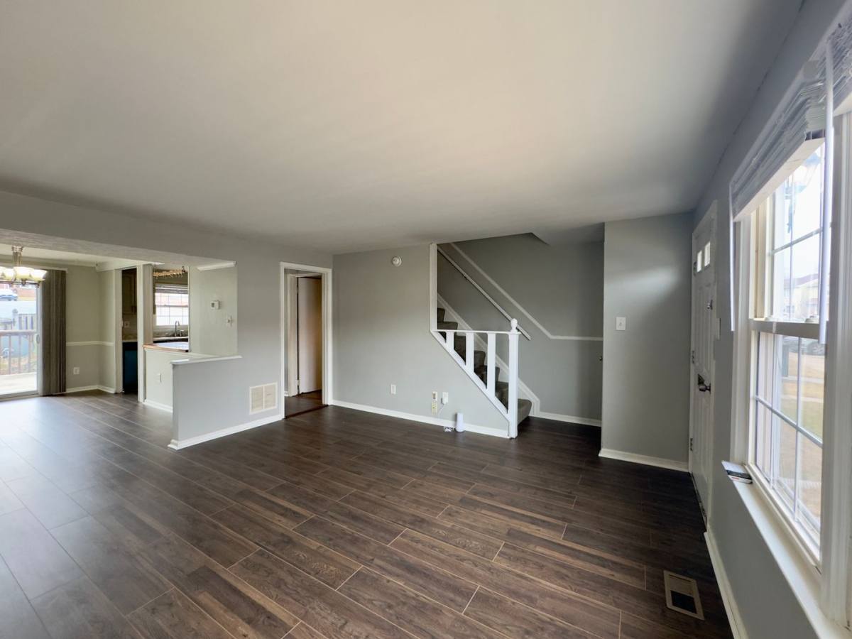 5371 King Arthur Circle, Rosedale, MD 21237 - Townhouse for Rent - Image 3