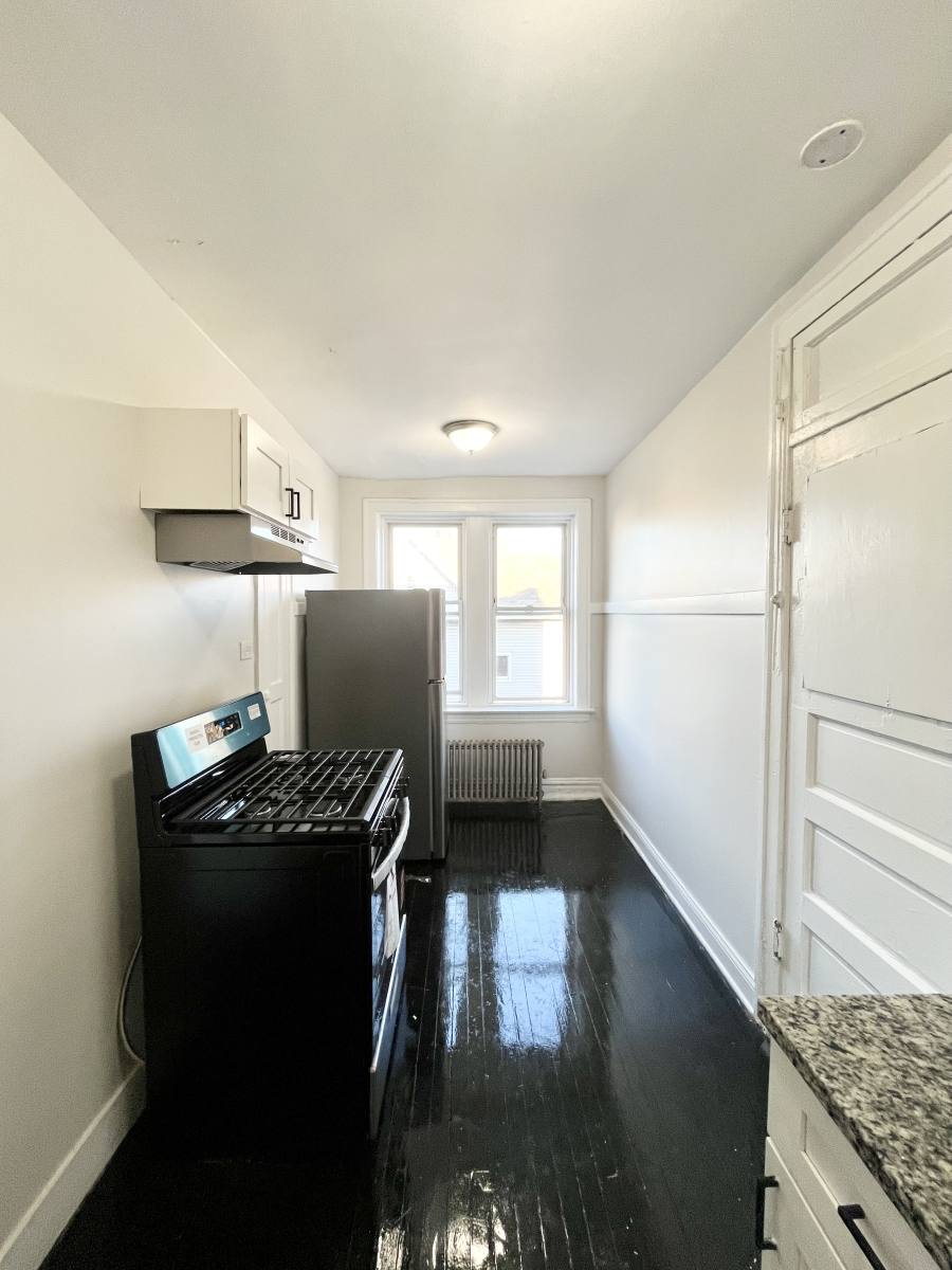 4126 W 24th Place #LB, Chicago, IL 60623 - Apartment for Rent - Image 8