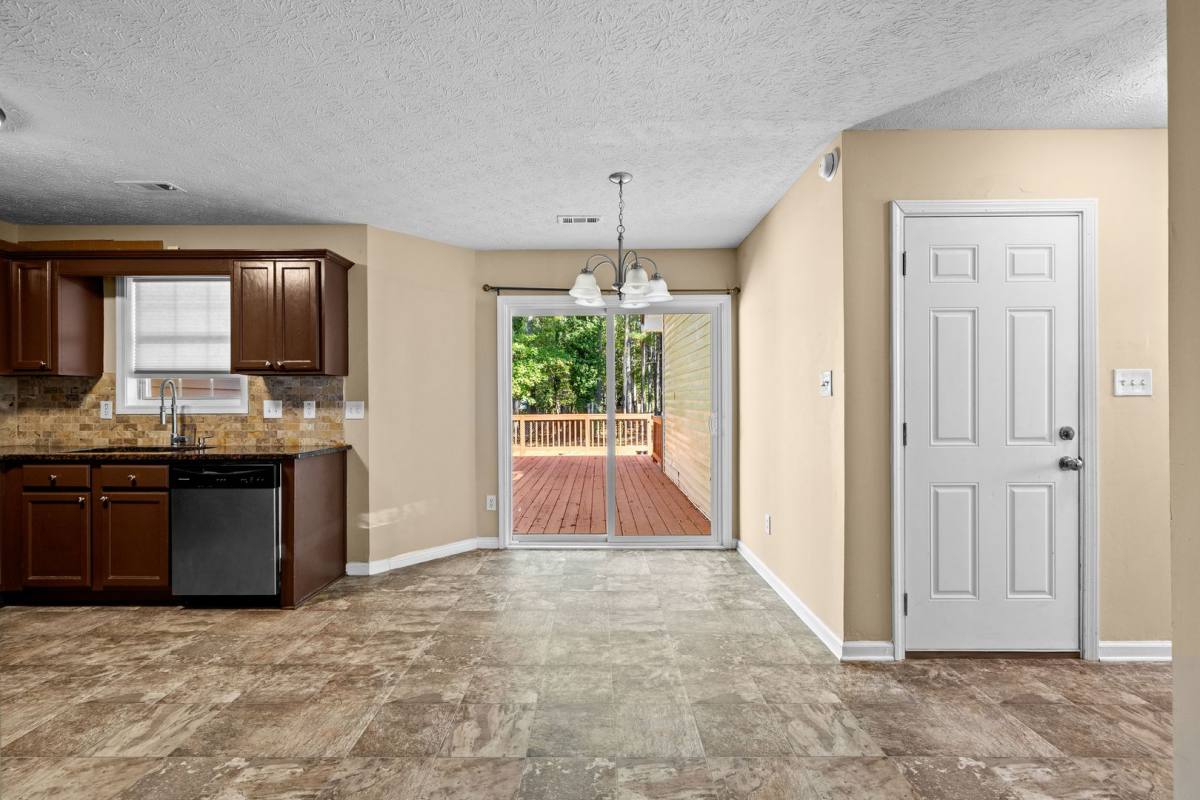185 Orchard View, Fayetteville, GA 30215 - House for Rent - Image 4