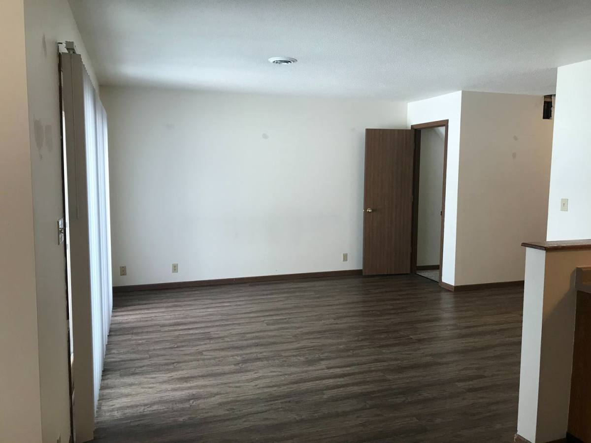 1101 Grandview Ave #F, Tomah, WI 54660 - Townhouse for Rent - Image 4
