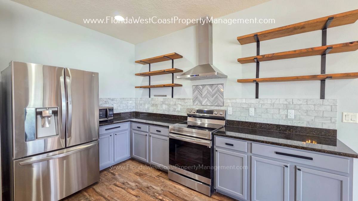 7939 113th Ave Circle E, Parrish, FL 34219 - House for Rent - Image 3