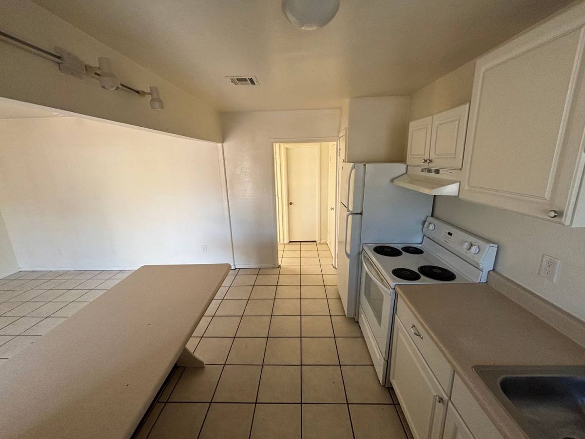 729 E Mission Lane #2, Phoenix, AZ 85020 - House for Rent - Image 6