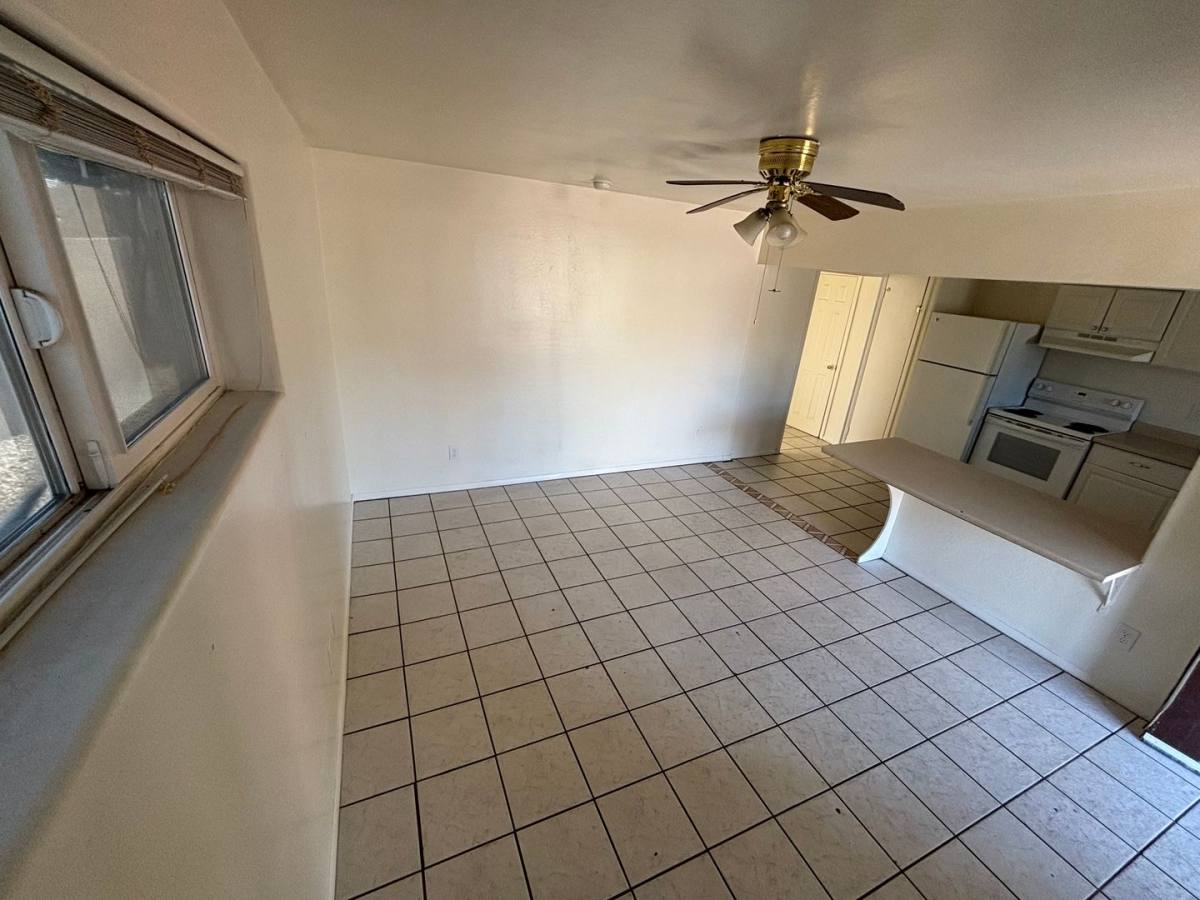 729 E Mission Lane #2, Phoenix, AZ 85020 - House for Rent - Image 3