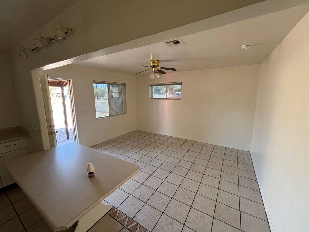 729 E Mission Lane #2, Phoenix, AZ 85020 - House for Rent - Image 4
