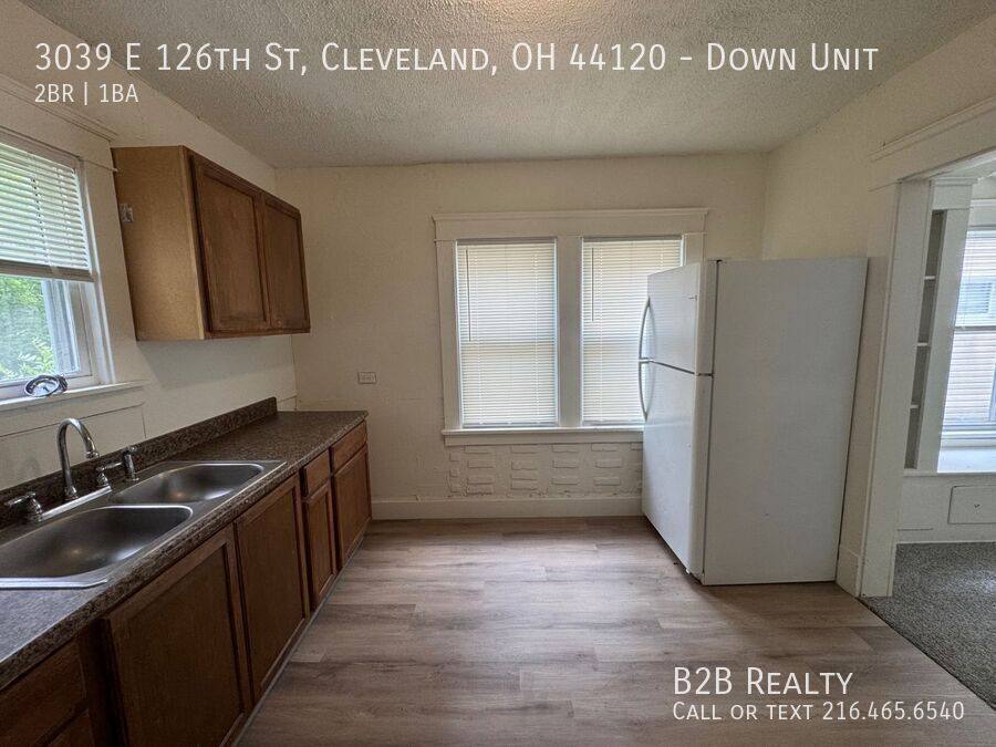 3039 E 126th St, Downstairs Unit, Cleveland, OH 44120 - Apartment for Rent - Image 4