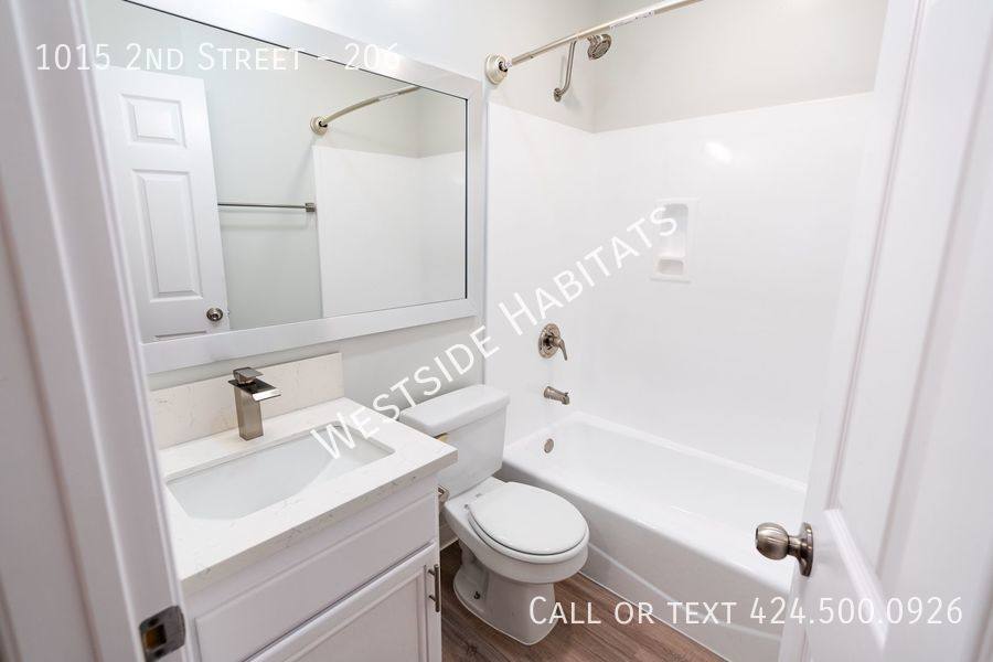 1015 2nd St #206, Santa Monica, CA 90403 - Apartment for Rent - Image 7