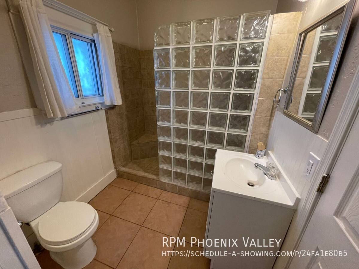118 E Hadley St in Phoenix, AZ | 2 Beds 1 Bath 953 sqft House for Rent ...