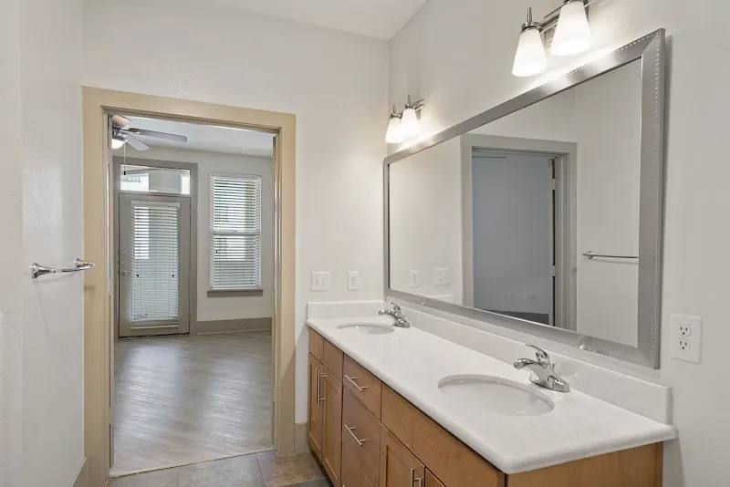 3930 McKinney Ave, Dallas, TX 75204 - Apartment for Rent - Image 3
