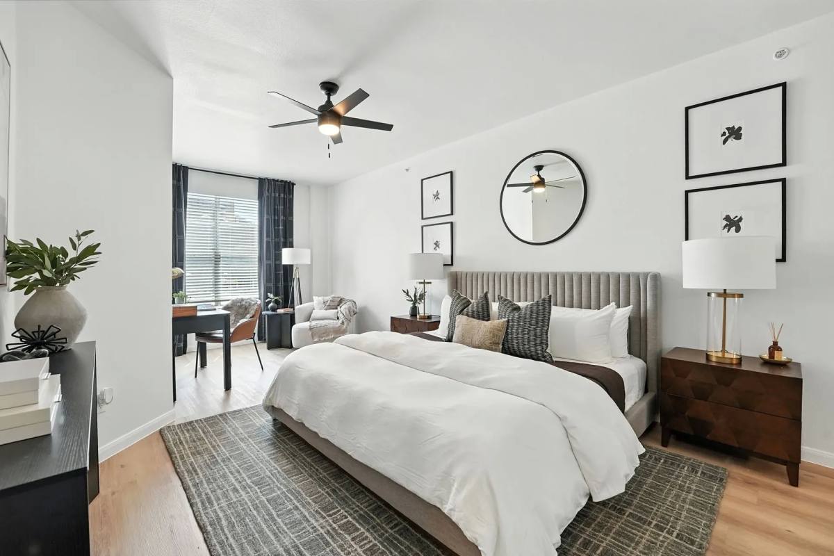 1001 Ross Ave #C2, Dallas, TX 75202 - Apartment for Rent - Image 9