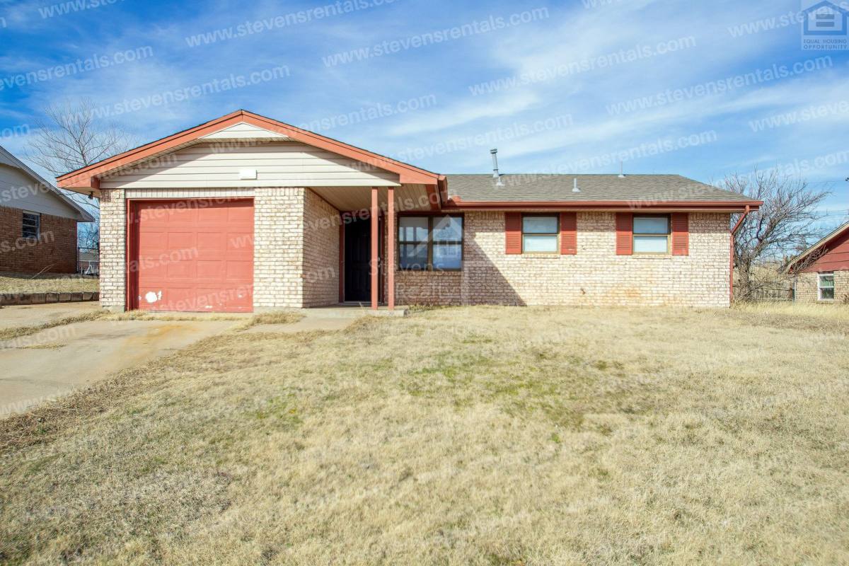 House for rent at 4605 SW I Ave, Lawton, OK 73505