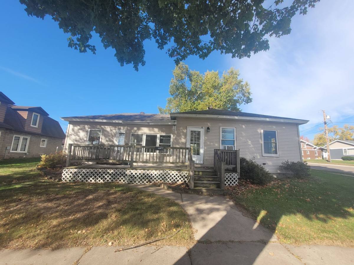 1603 Priddy St in Bloomer, WI | 2 Beds 1 Bath House for Rent | RentalSource