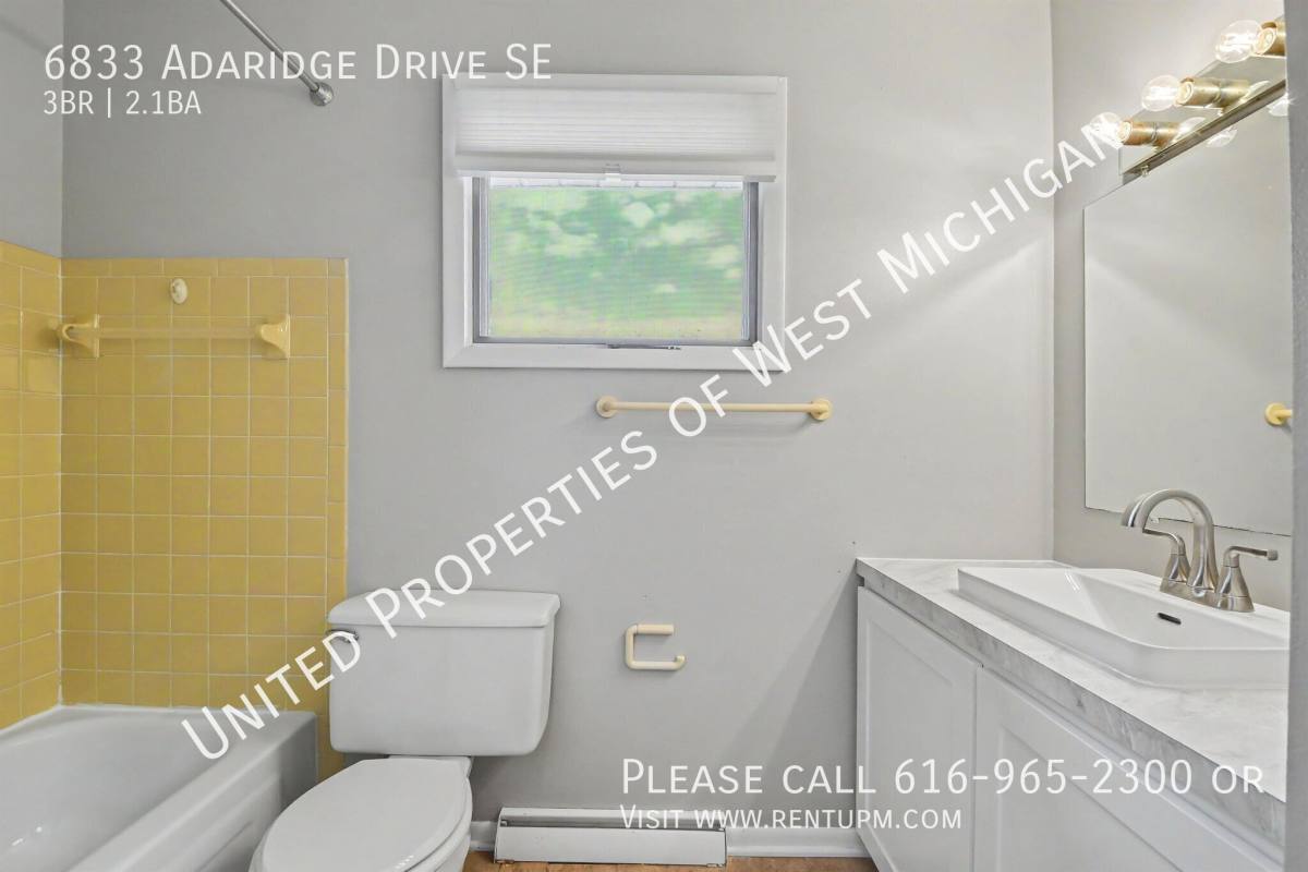 6833 Adaridge Dr SE, Ada, MI 49301 - House for Rent - Image 9
