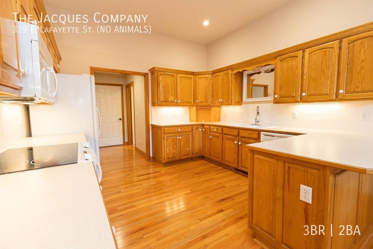 329 E Lafayette St No Animals, Springfield, MO 65810 - House for Rent - Image 5