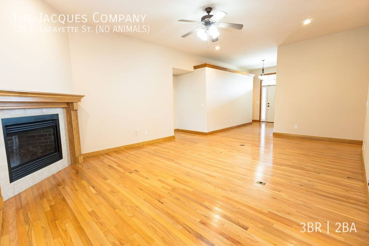 329 E Lafayette St No Animals, Springfield, MO 65810 - House for Rent - Image 8