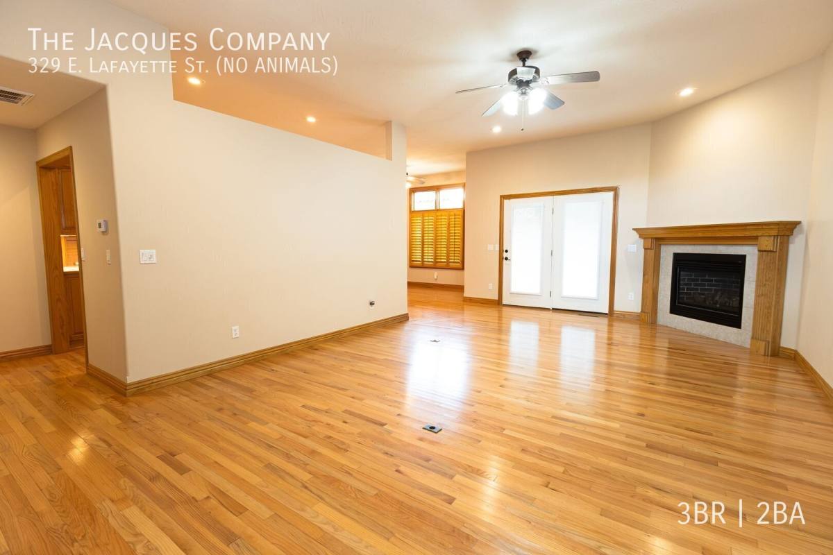 329 E Lafayette St No Animals, Springfield, MO 65810 - House for Rent - Image 7