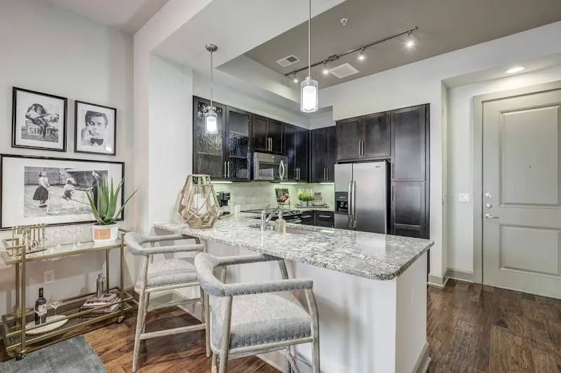 2990 Blackburn St #E2, Dallas, TX 75204 - Apartment for Rent - Image 4