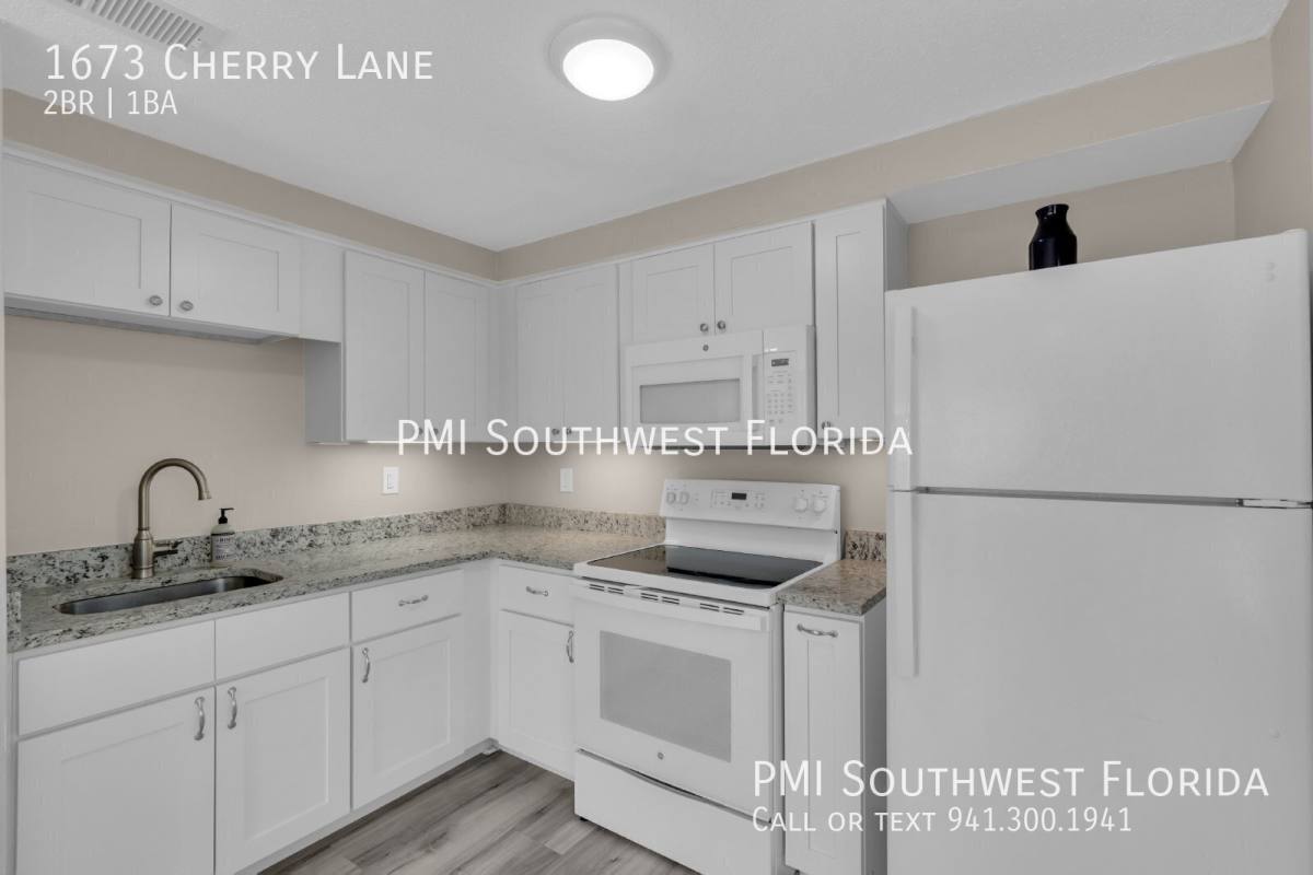 1673 Cherry Lane, Sarasota, FL 34236 - Apartment for Rent - Image 3