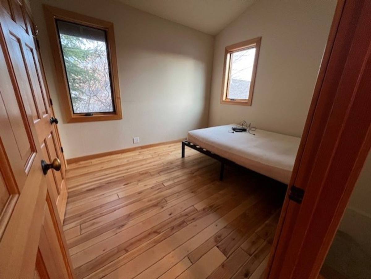 48 NW McKay Ave #2, Bend, OR 97703 - House for Rent - Image 6