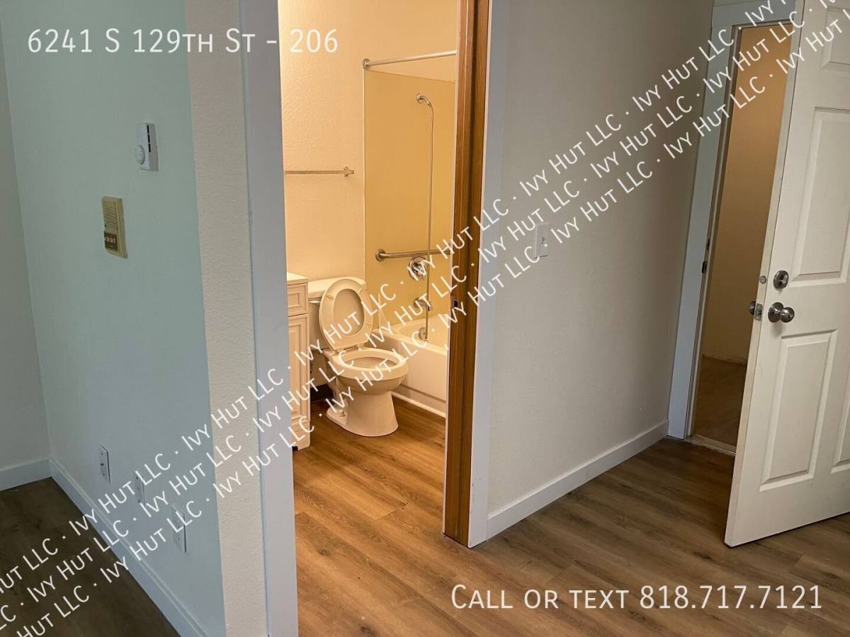 6241 S 129th St #206, Seattle, WA 98178 - Apartment for Rent - Image 4