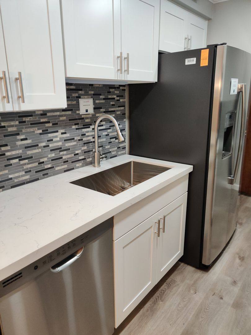 11006 NE 68th St #807, Kirkland, WA 98033 - Apartment for Rent - Image 2