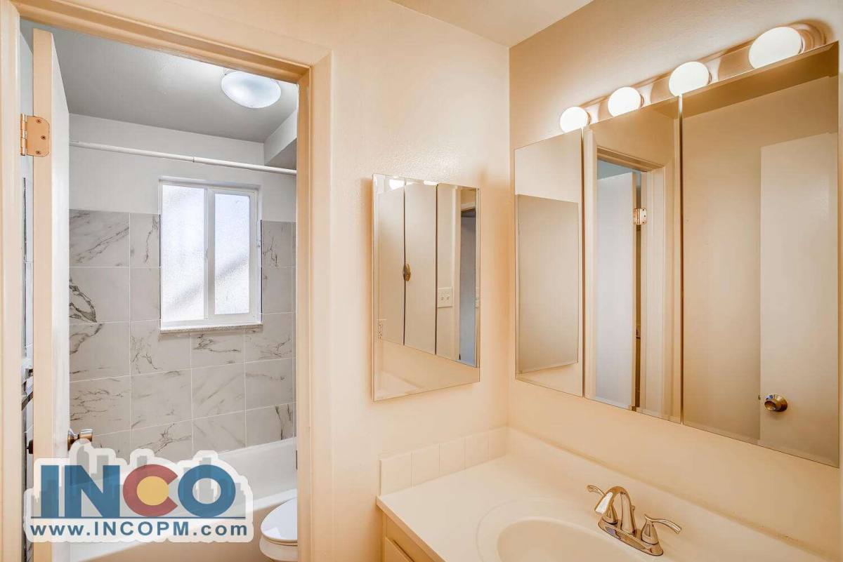9423 Walameda Ave #1, Lakewood, CO 80226 - Apartment for Rent - Image 8