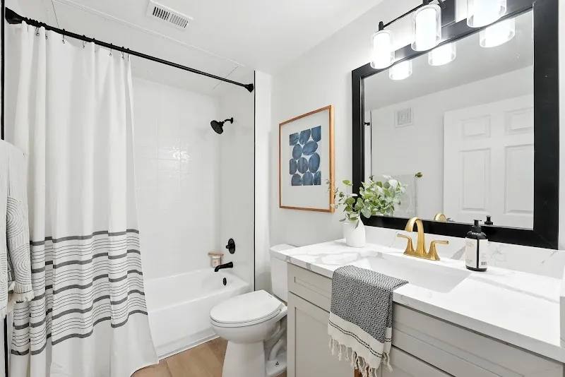 1001 Ross Ave #B2, Dallas, TX 75202 - Apartment for Rent - Image 5