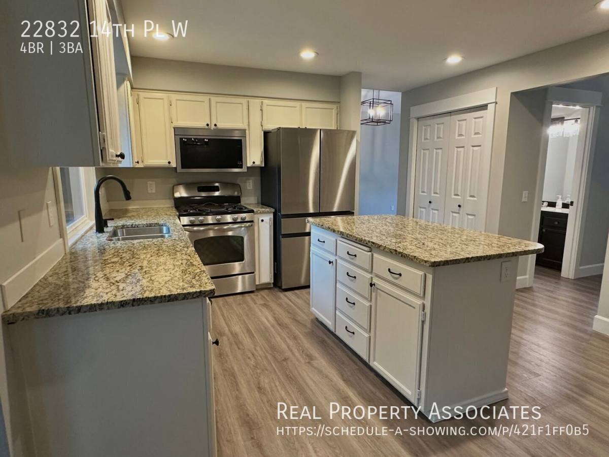 22832 14th Place W, Bothell, WA 98012 - House for Rent - Image 7