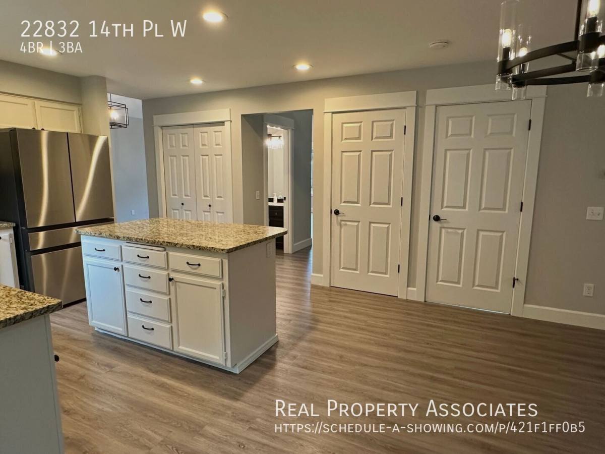 22832 14th Place W, Bothell, WA 98012 - House for Rent - Image 8