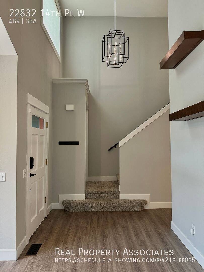 22832 14th Place W, Bothell, WA 98012 - House for Rent - Image 2