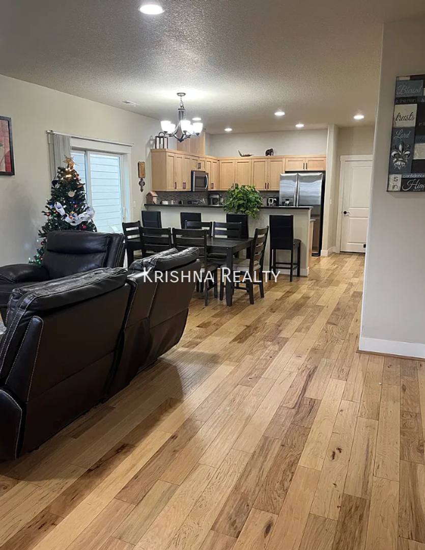 14954 NW Cosmos St, Portland, OR 97229 - House for Rent - Image 5