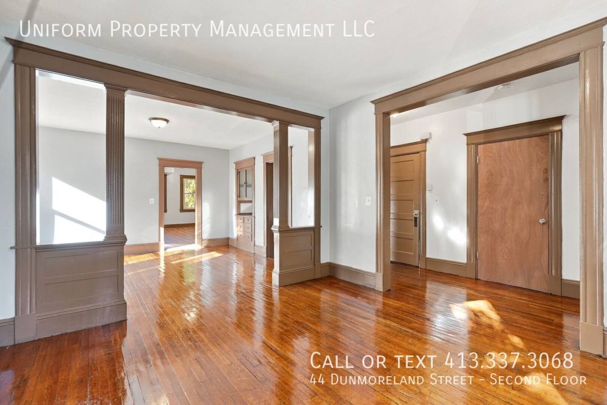 44 Dunmoreland St, 2nd Floor, Springfield, MA 01109 - Apartment for Rent - Image 1