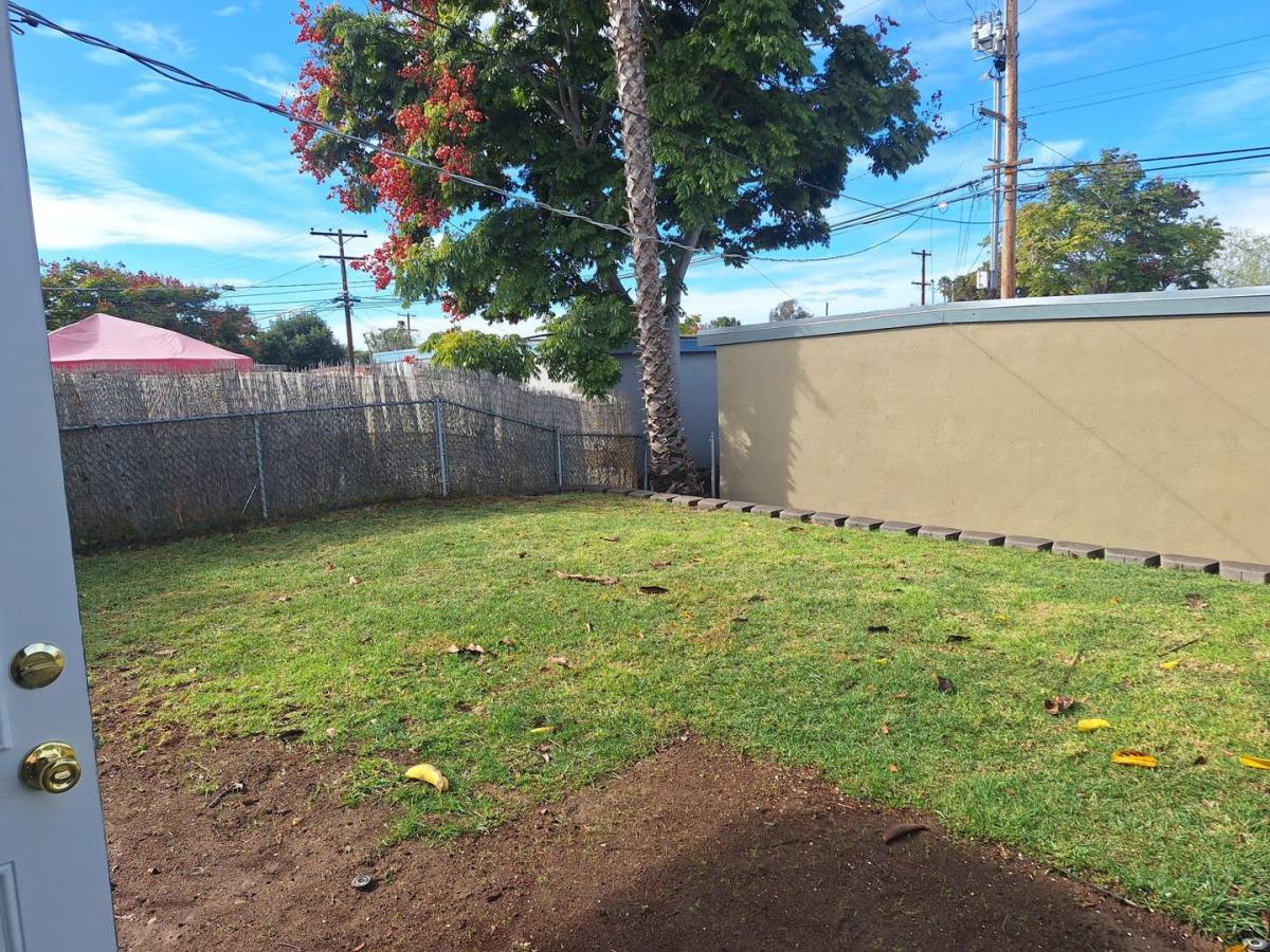4888 Clairemont Dr, San Diego, CA 92117 - Townhouse for Rent - Image 5