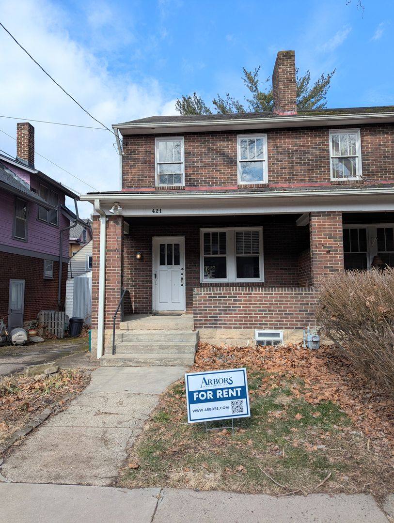 421 Lamar Ave, Pittsburgh, PA 15221 - House for Rent - Image 1