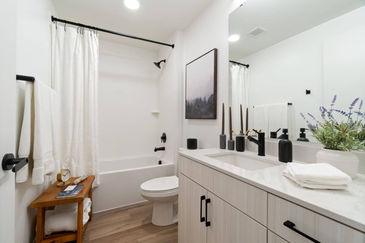 3725 Stinson Blvd, Minneapolis, MN 55421 - Apartment for Rent - Image 5