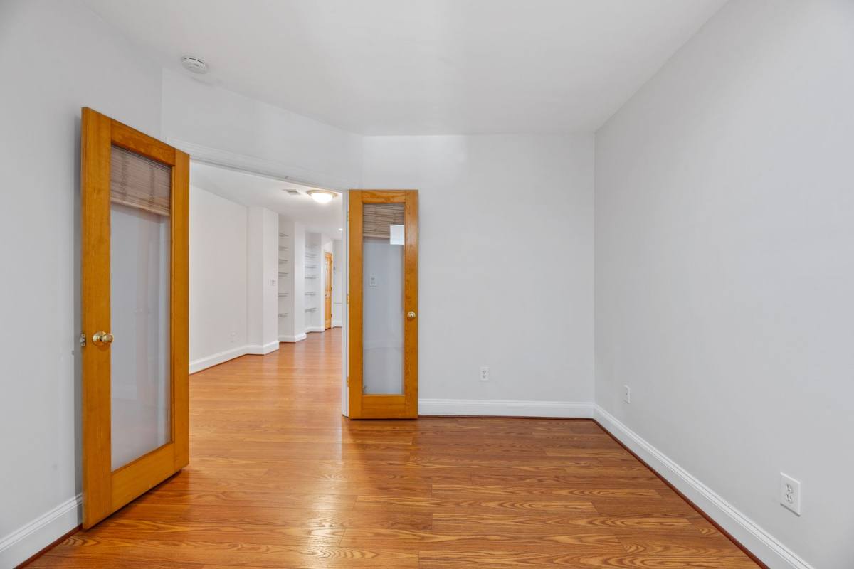 2018 R St NW, Washington, DC 20009 - Apartment for Rent - Image 8
