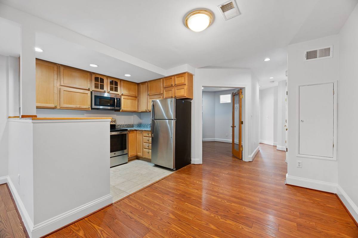 2018 R St NW, Washington, DC 20009 - Apartment for Rent - Image 5