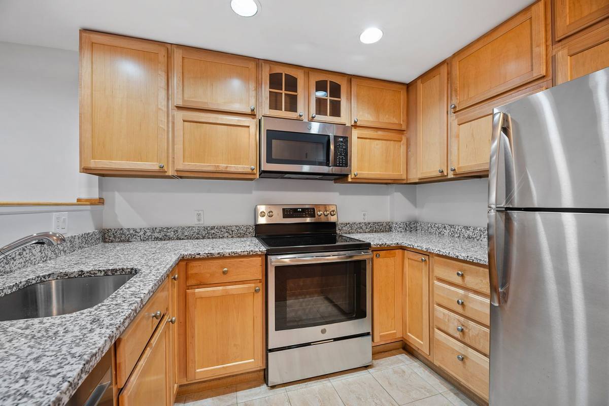 2018 R St NW, Washington, DC 20009 - Apartment for Rent - Image 6