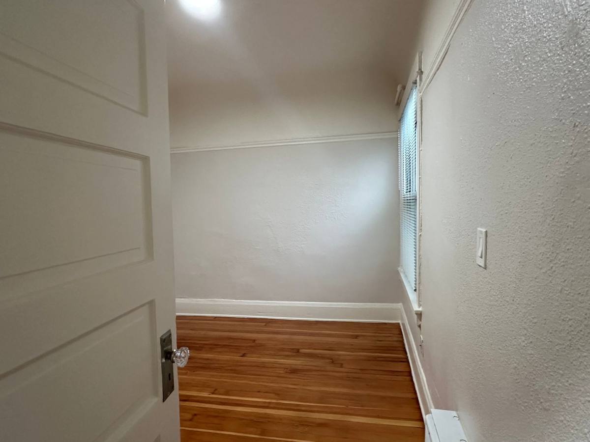 Mitchell, 629 SE Morrison St, Portland, OR 97214 - Apartment for Rent - Image 7