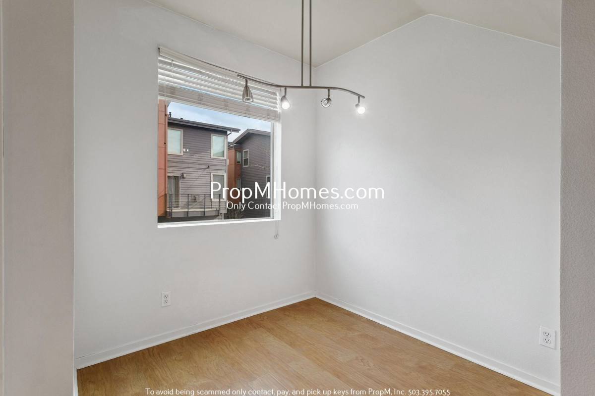 8020 N Burlington Ave #9-6, Portland, OR 97203 - Townhouse for Rent - Image 7