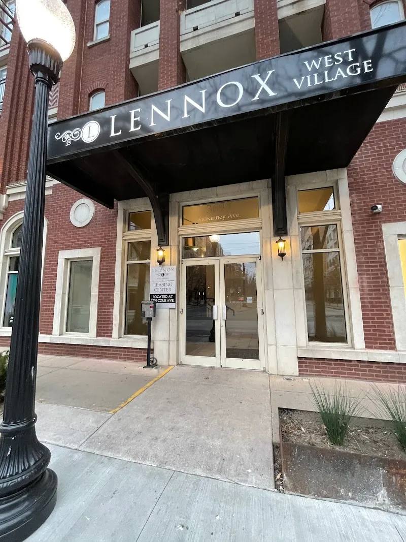 3700 Cole Ave #B6, Dallas, TX 75204 - Apartment for Rent - Image 3