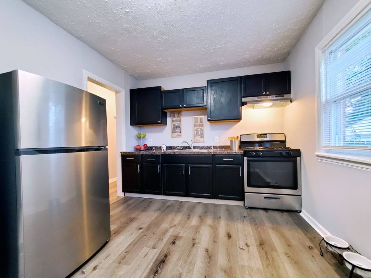 25251 Shoreview Ave, Euclid, OH 44132 - House for Rent - Image 6