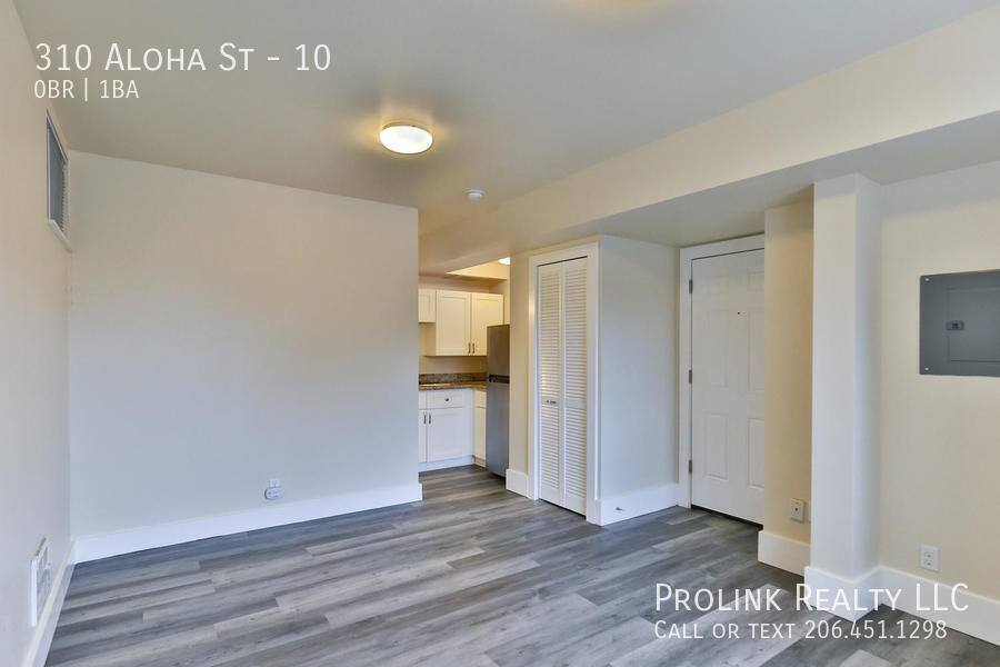 310 Aloha St #10, Seattle, WA 98109 - Apartment for Rent - Image 4