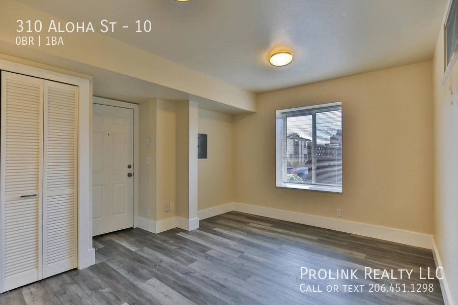 310 Aloha St #10, Seattle, WA 98109 - Apartment for Rent - Image 9