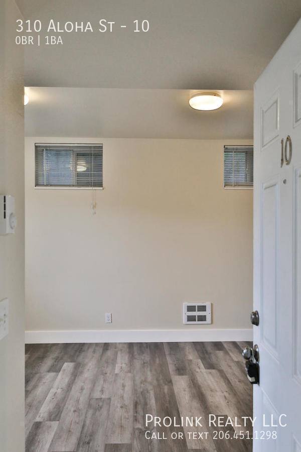310 Aloha St #10, Seattle, WA 98109 - Apartment for Rent - Image 3