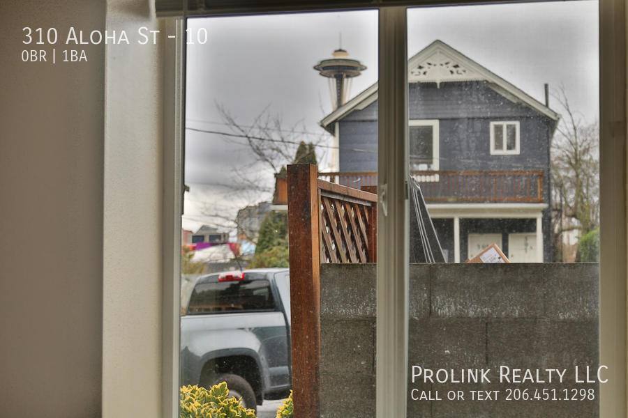 310 Aloha St #10, Seattle, WA 98109 - Apartment for Rent - Image 7