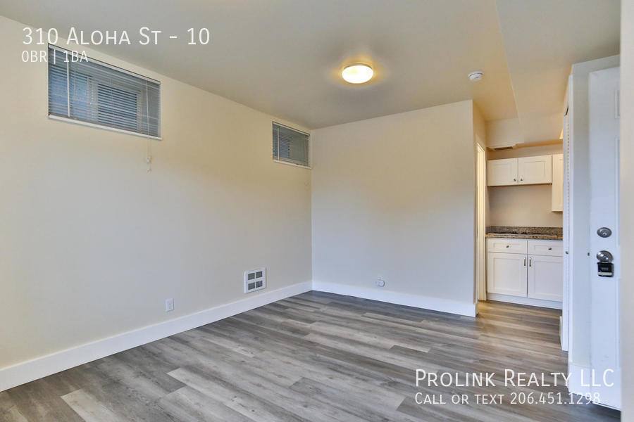 310 Aloha St #10, Seattle, WA 98109 - Apartment for Rent - Image 5