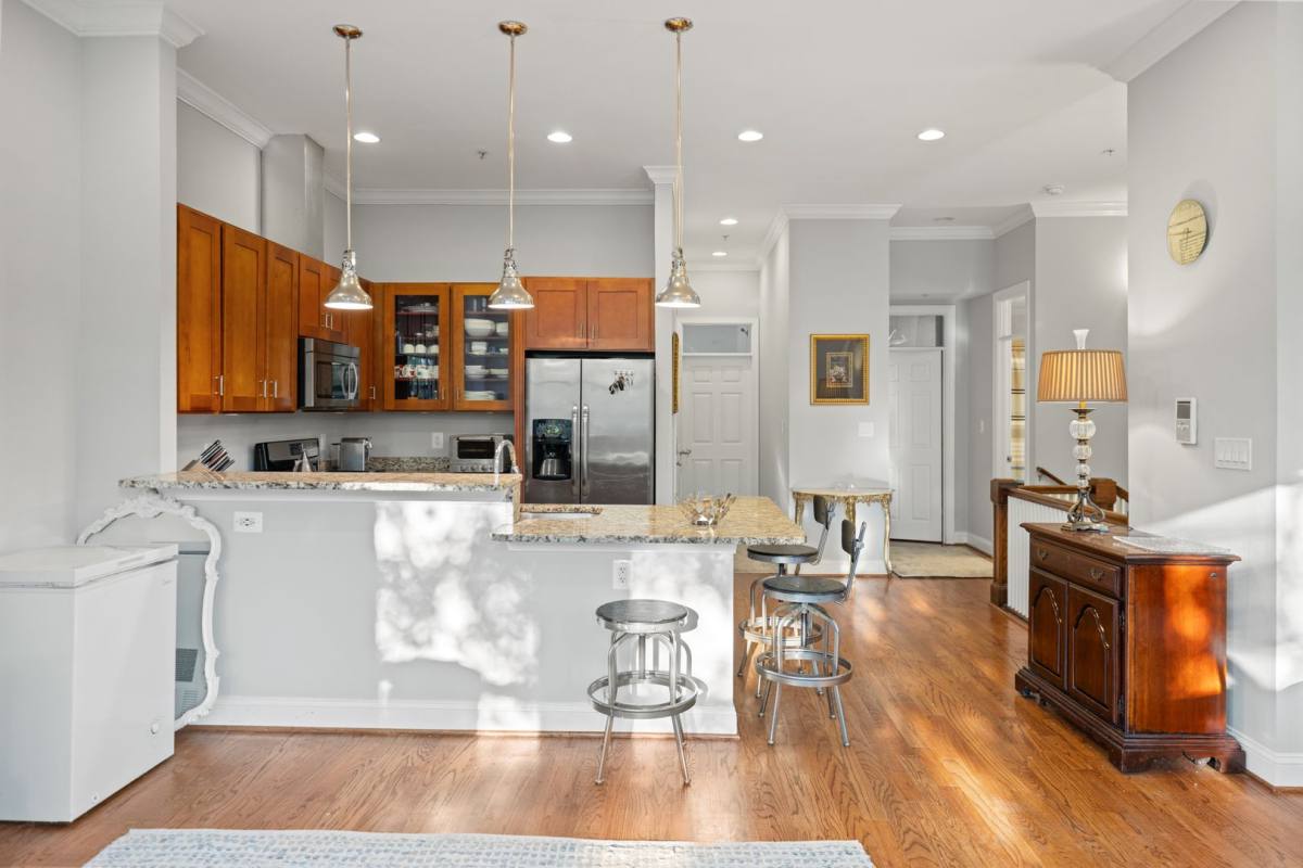 125 15th St NE #5, Washington, DC 20002 - Condo for Rent - Image 4