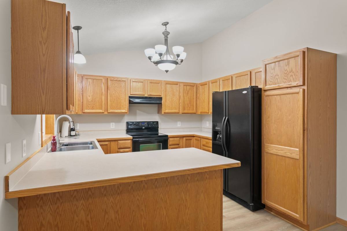 6895 Hillendale Rd NW, Elk River, MN 55330 - House for Rent - Image 9